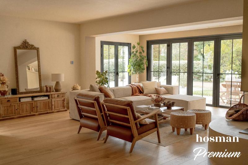 Maison - 180 m² - 6 pièces