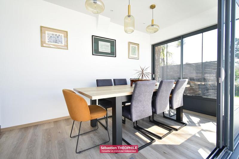 Maison - 130 m² - 6 pièces