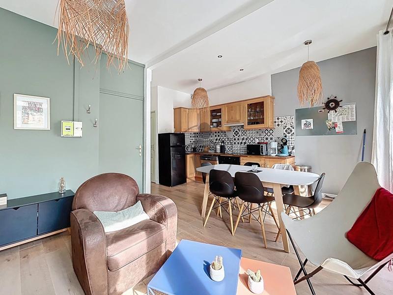 Appartement - 65 m² - 5 pièces