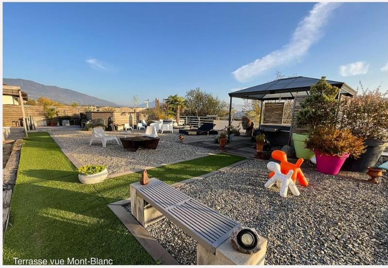 Local commercial - 1 550 m²