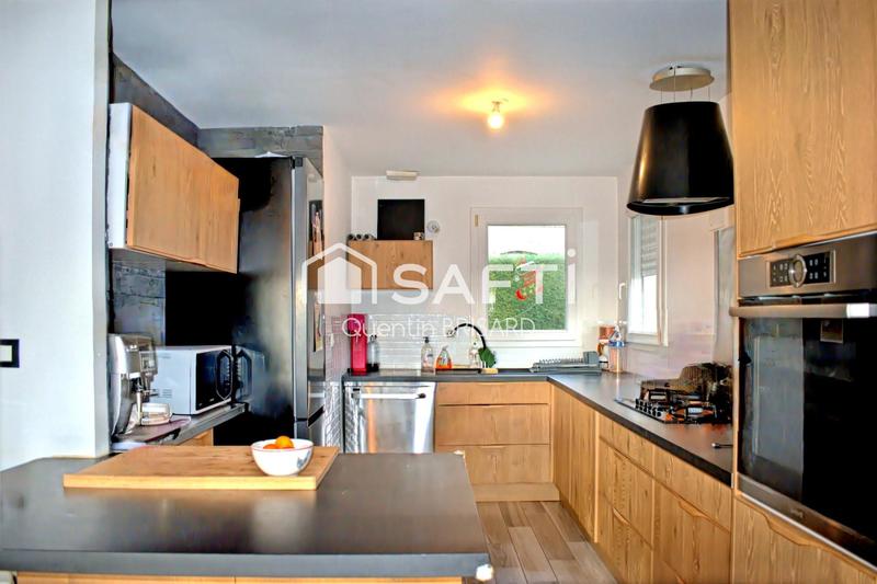 Maison - 145 m² - 6 pièces