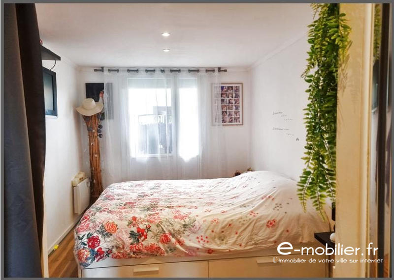 Appartement - 97 m² - 5 pièces