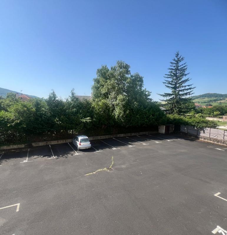 Appartement - 661 m² - 28 pièces