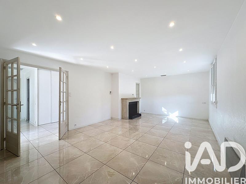 Maison - 200 m² - 7 pièces