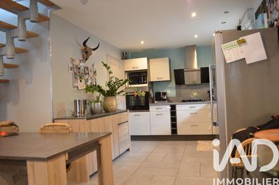 Maison - 85 m² - 4 pièces