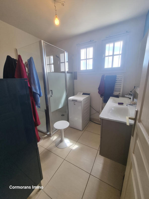 Maison - 180 m² - 7 pièces