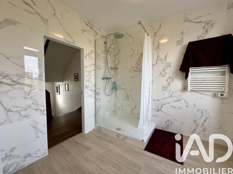 Maison - 428 m² - 14 pièces