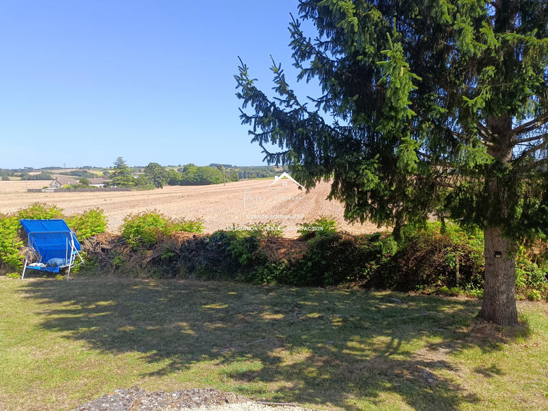 Maison traditionnelle - 244 m² - 8 pièces