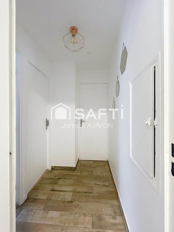 Appartement - 65 m² - 3 pièces