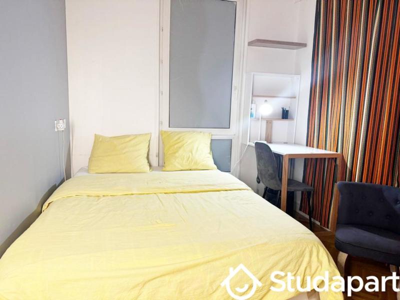 Chambre - 10 m² - 1 pièce