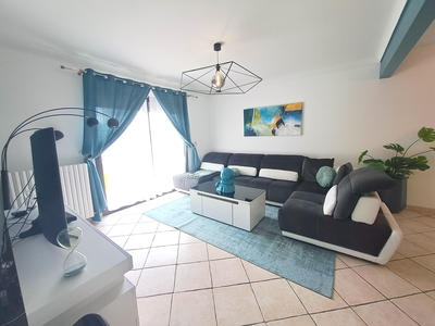 Maison - 170 m² - 5 pièces