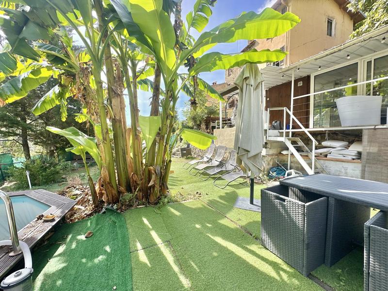 Maison - 110 m² - 6 pièces