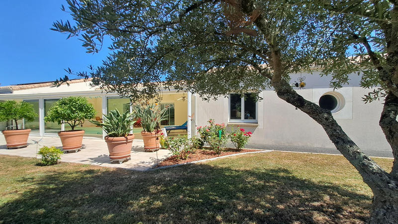 Maison - 137 m² - 6 pièces