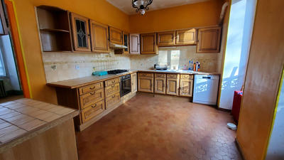 Maison de ville - 230 m² - 11 pièces