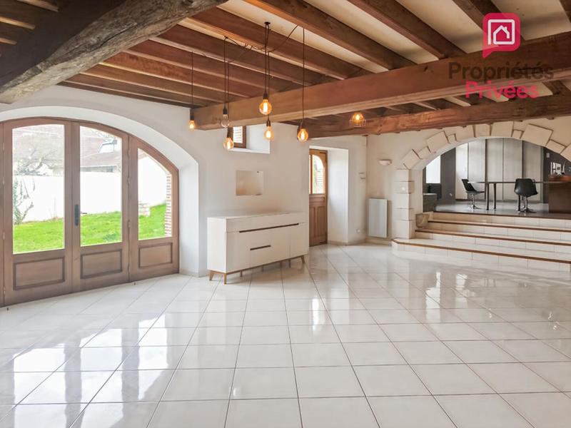 Maison - 229 m² - 8 pièces