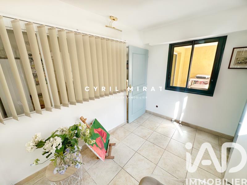 Appartement - 95 m² - 4 pièces