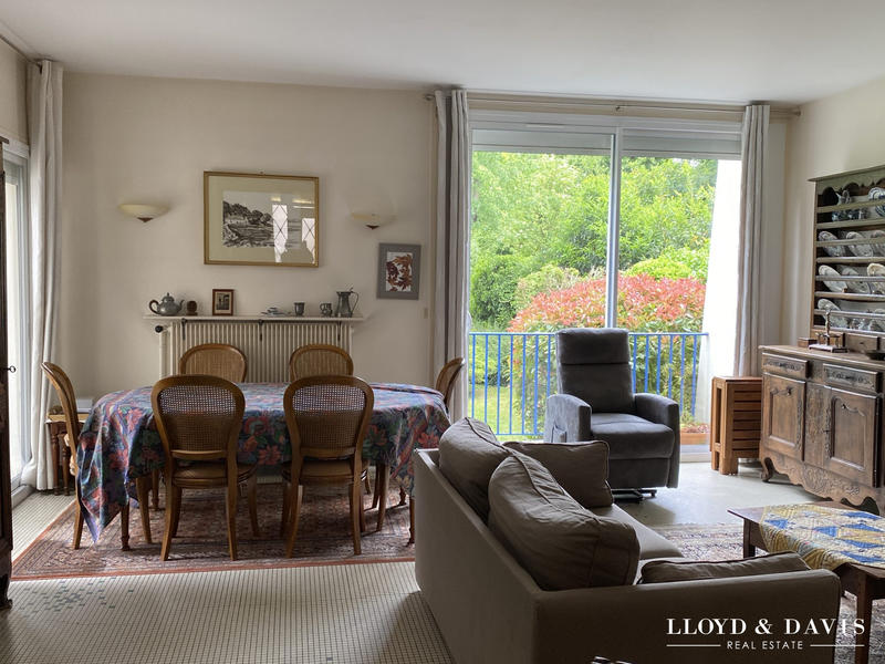 Maison - 158 m² - 10 pièces