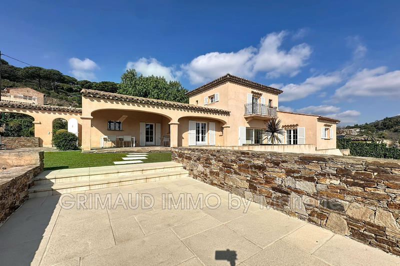 Villa - 180 m² - 6 pièces