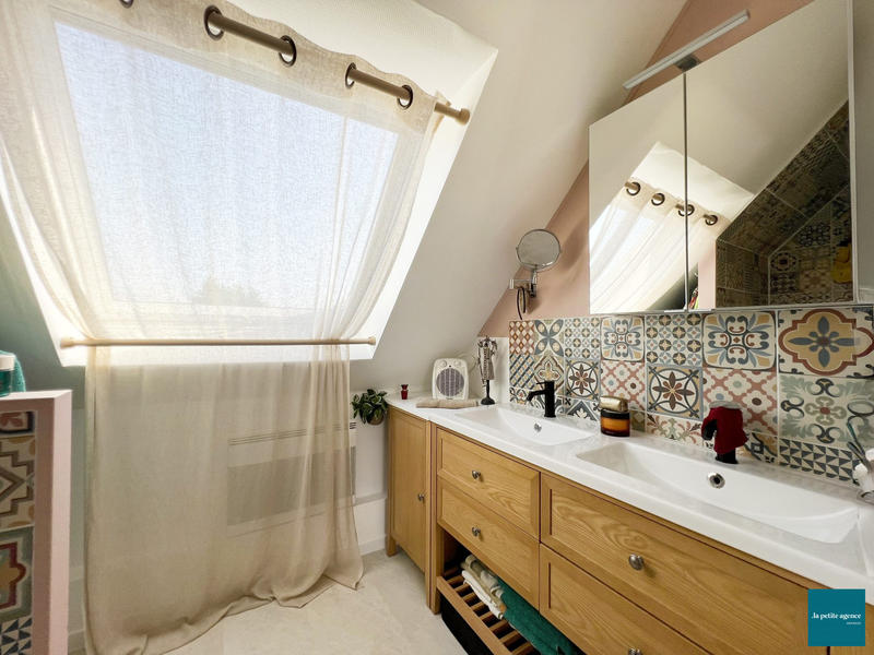 Maison - 151 m² - 5 pièces