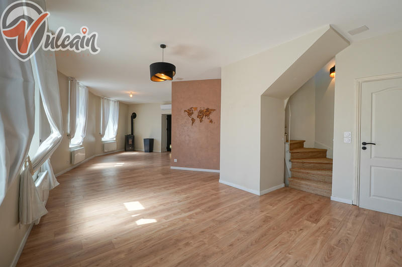 Maison - 170 m² - 3 pièces