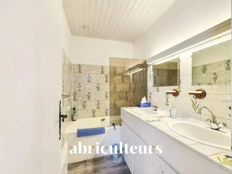 Maison - 75 m² - 6 pièces