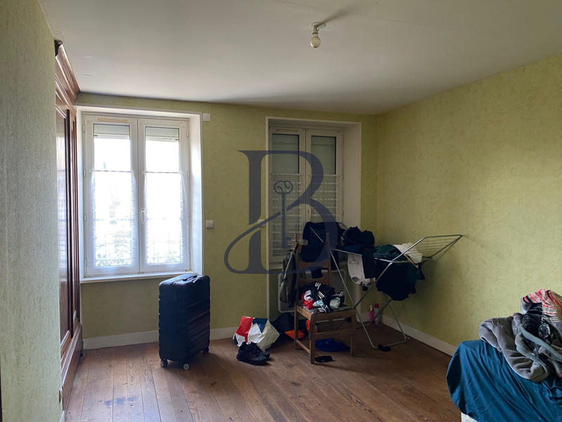 Maison - 105 m² - 5 pièces