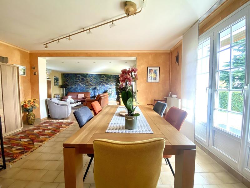 Maison - 145 m² - 5 pièces