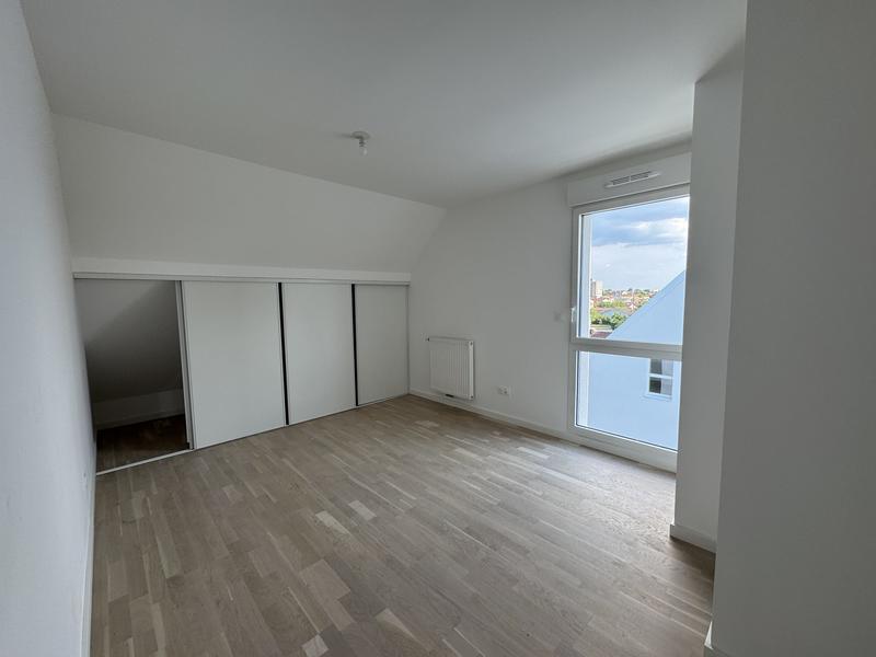 Appartement - 130 m² - 5 pièces