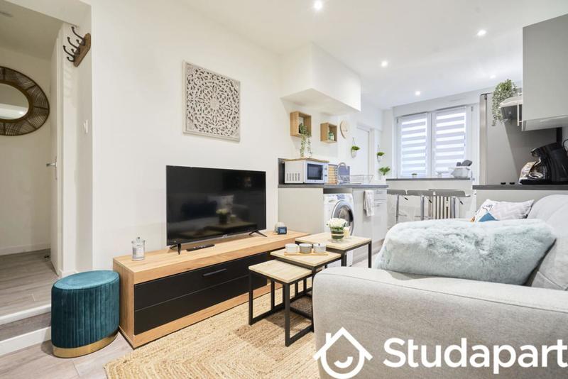 Chambre - 10 m² - 1 pièce