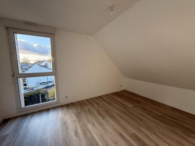 Maison - 77 m² - 4 pièces