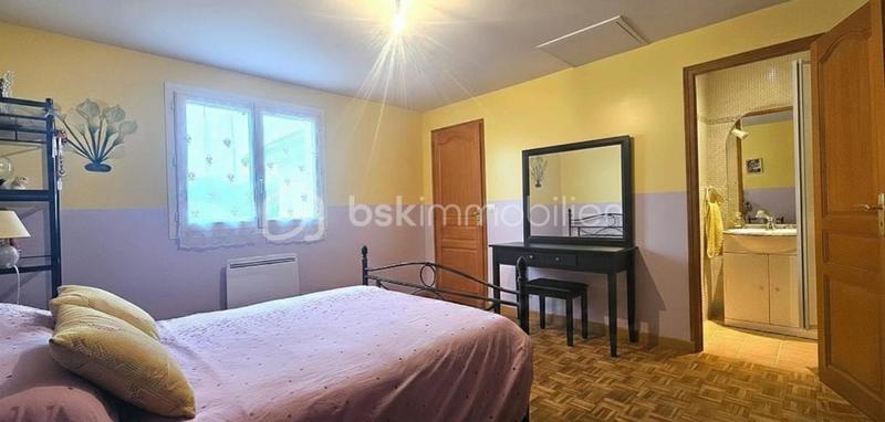 Maison - 120 m² - 6 pièces