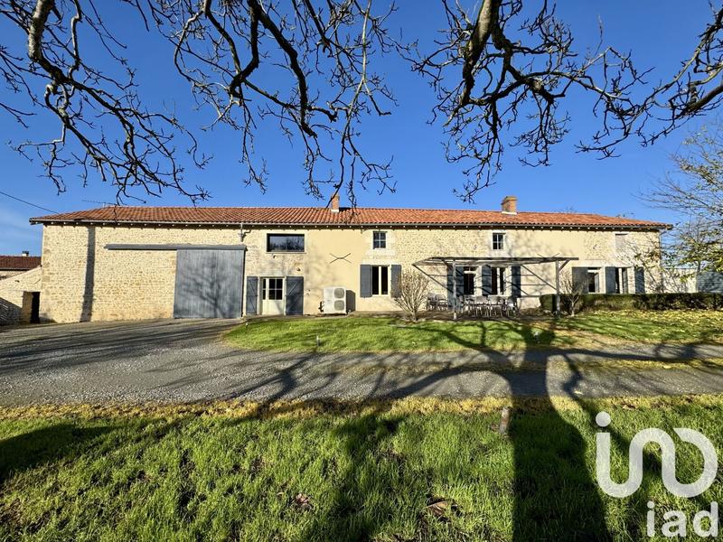 Maison - 255 m² - 5 pièces