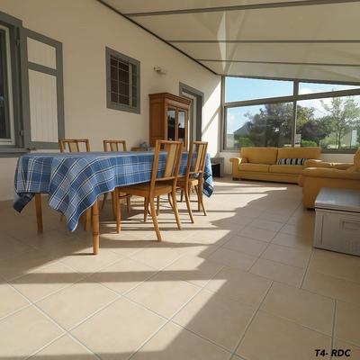 Maison - 175 m² - 10 pièces