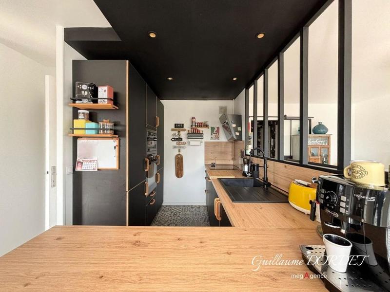 Appartement - 84 m² - 3 pièces