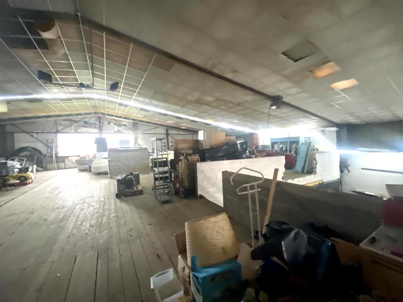 Local commercial - 1 000 m²