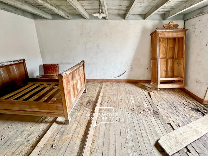 Maison - 250 m² - 6 pièces