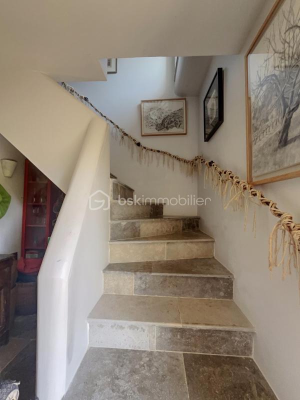 Propriété - 176 m² - 8 pièces