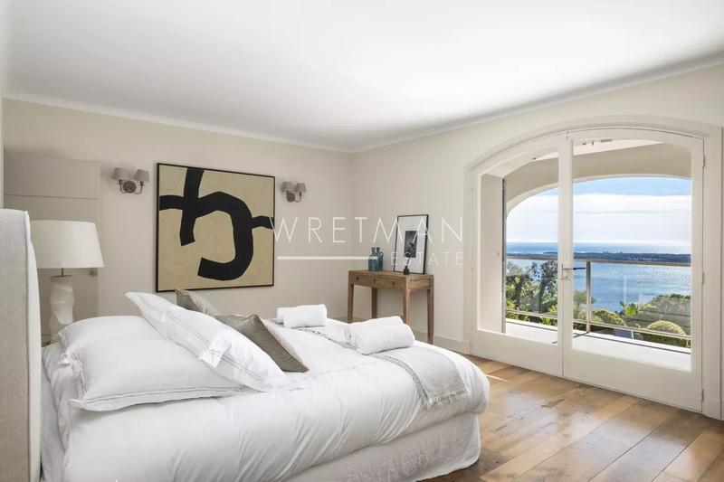 Villa - 291 m² - 7 pièces