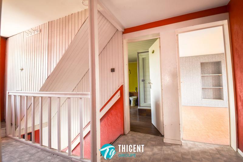 Maison - 210 m² - 6 pièces