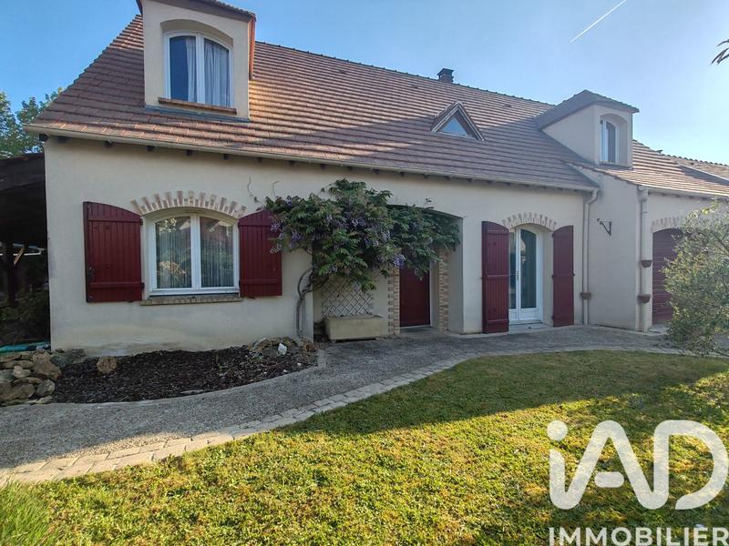 Maison - 230 m² - 7 pièces