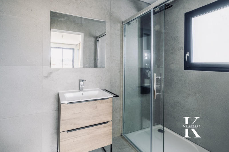 Maison - 165 m² - 7 pièces