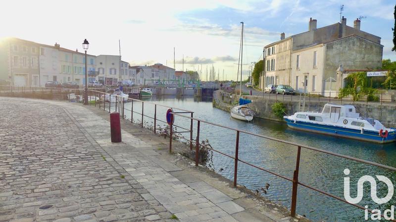 Maison de village - 240 m² - 8 pièces