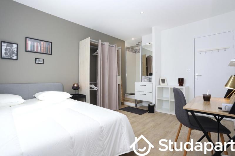 Chambre - 10 m² - 1 pièce