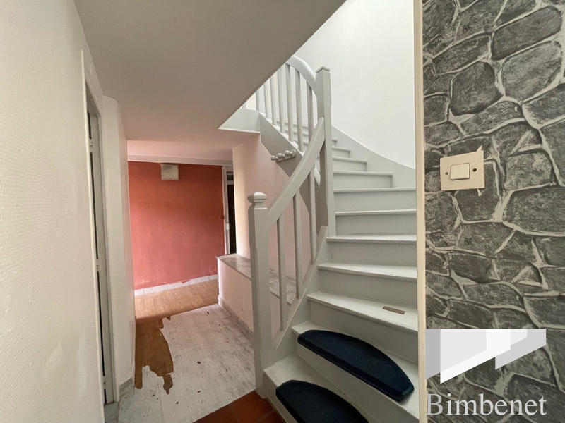 Appartement - 77 m² - 4 pièces