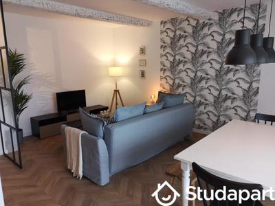 Chambre - 12 m² - 1 pièce