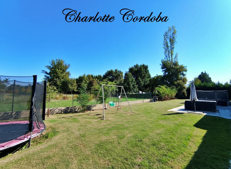 Maison - 253 m² - 9 pièces