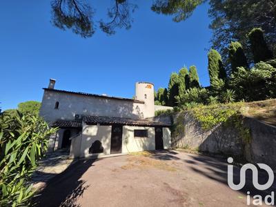 Maison - 232 m² - 7 pièces