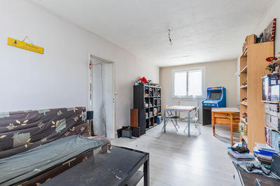 Maison - 83 m² - 4 pièces