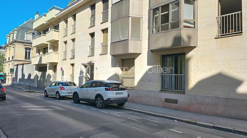 Studio - 23 m² - 1 pièce