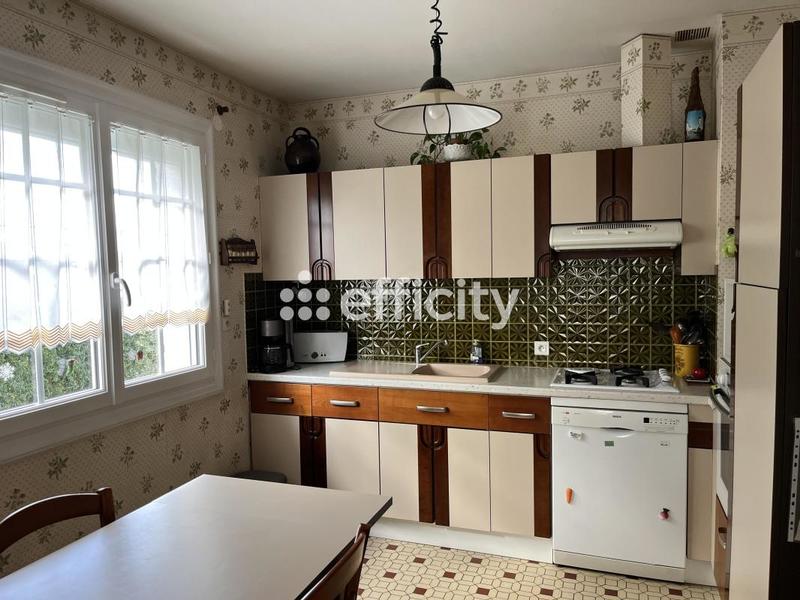 Maison - 140 m² - 7 pièces